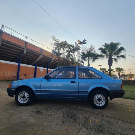 FORD Escort 1.6 LX, Foto 2