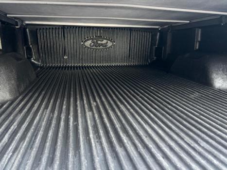 FORD F-250 4.2 XLT TURBO INTERCOOLER CABINE SIMPLES, Foto 6