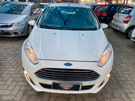 FORD Fiesta Hatch 1.6 16V 4P FLEX TITANIUM POWERSHIFT AUTOMTICO, Foto 2