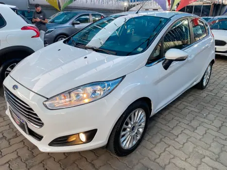 FORD Fiesta Hatch 1.6 16V 4P FLEX TITANIUM POWERSHIFT AUTOMTICO, Foto 3