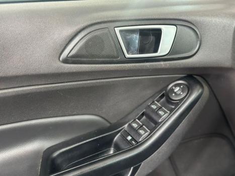 FORD Fiesta Hatch 1.6 16V 4P FLEX SE POWERSHIFT AUTOMTICO, Foto 13