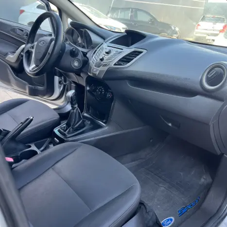 FORD Fiesta Hatch 1.6 16V 4P SE FLEX, Foto 8