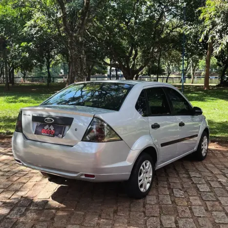 FORD Fiesta Sedan 1.6 4P ROCAM FLEX, Foto 5