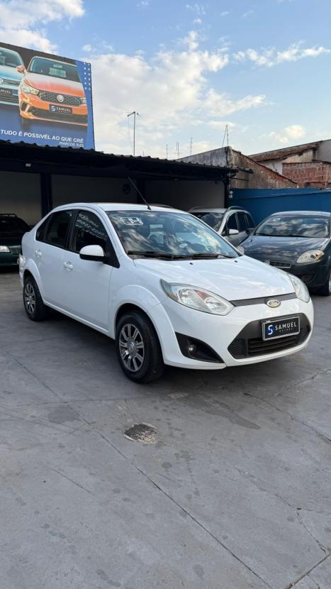 FORD Fiesta Sedan 1.6 4P ROCAM FLEX, Foto 3
