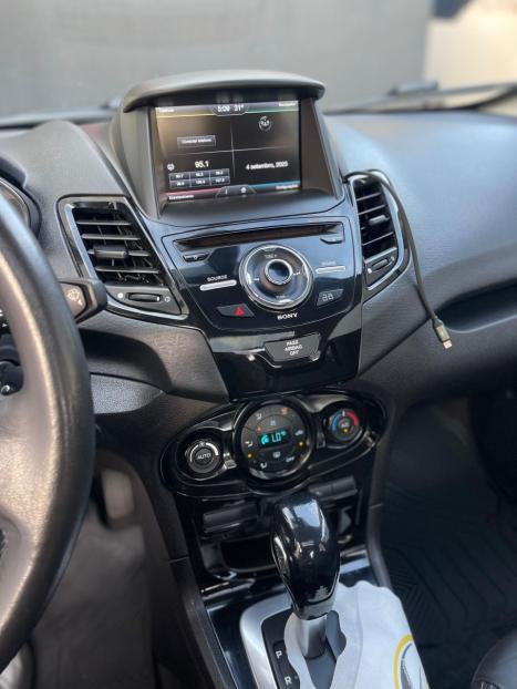 FORD Fiesta Sedan 1.6 4P FLEX TITANIUM POWERSHIFT AUTOMTICO, Foto 19