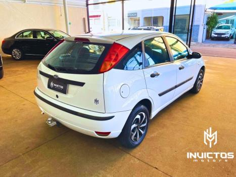 FORD Focus Hatch 1.6 4P FLEX GL, Foto 4