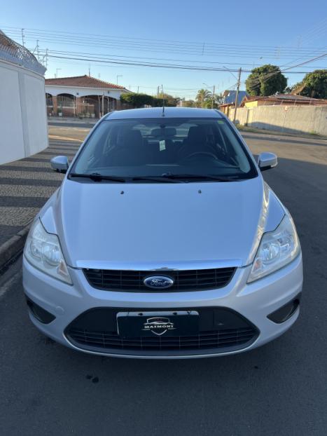 FORD Focus Hatch 1.6 16V 4P SE PLUS FLEX, Foto 3