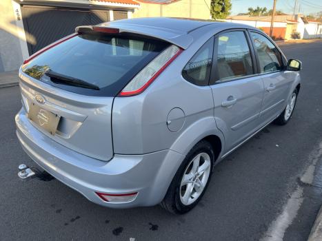 FORD Focus Hatch 1.6 16V 4P SE PLUS FLEX, Foto 6