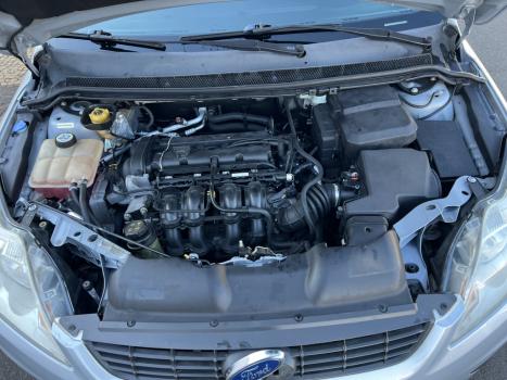 FORD Focus Hatch 1.6 16V 4P SE PLUS FLEX, Foto 8