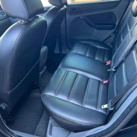 FORD Focus Hatch 1.6 4P, Foto 8