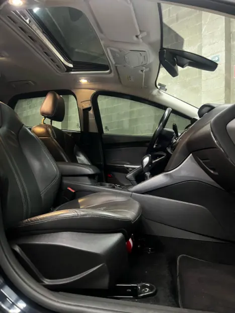 FORD Focus Hatch 2.0 16V 4P FLEX TITANIUM POWERSHIFT AUTOMTICO, Foto 9