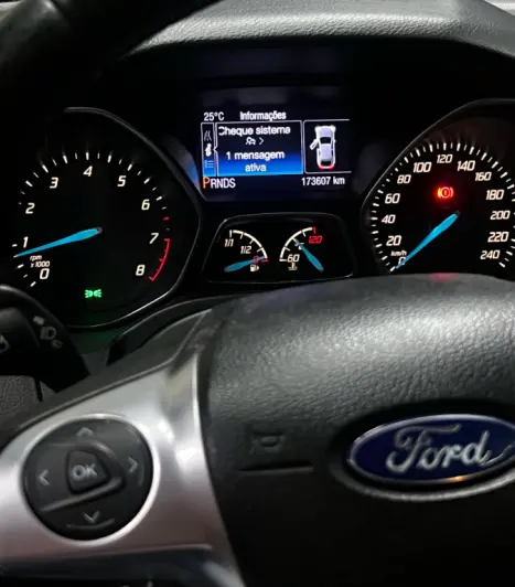 FORD Focus Hatch 2.0 16V 4P FLEX TITANIUM POWERSHIFT AUTOMTICO, Foto 13