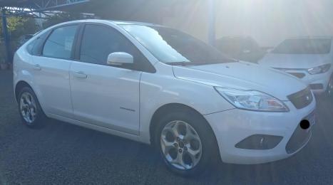 FORD Focus Hatch 2.0 16V 4P TITANIUM PLUS FLEX, Foto 3
