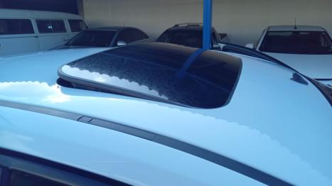 FORD Focus Hatch 2.0 16V 4P TITANIUM PLUS FLEX, Foto 6