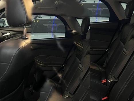 FORD Focus Hatch 2.0 16V 4P TITANIUM PLUS FLEX, Foto 6