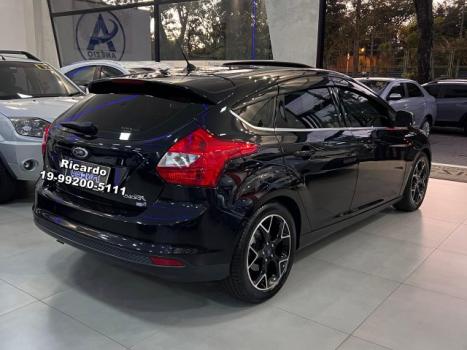 FORD Focus Hatch 2.0 16V 4P TITANIUM PLUS FLEX, Foto 9