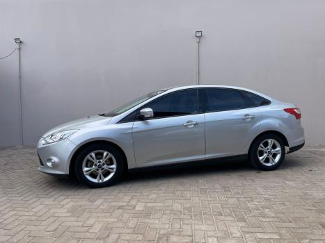 FORD Focus Sedan 1.6 16V 4P FLEX S POWERSHIFT AUTOMATIZADO, Foto 2