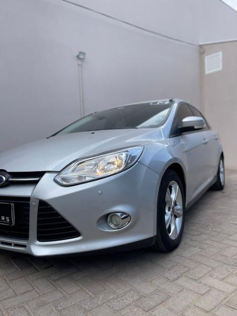 FORD Focus Sedan 1.6 16V 4P FLEX S POWERSHIFT AUTOMATIZADO, Foto 4