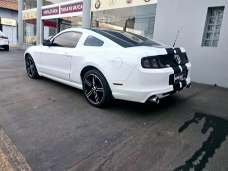 FORD Mustang 3.7 V6 24V COUP AUTOMTICO, Foto 22