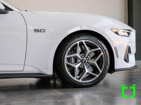 FORD Mustang 5.0 V8 32V GT COUP, Foto 14