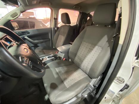FORD Ranger 2.0 4P TURBO DIESEL XLS 4X4 CABINE DUPLA AUTOMTICO, Foto 16