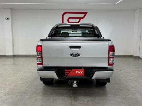 FORD Ranger 2.2 16V XL DIESEL CABINE DUPLA, Foto 12