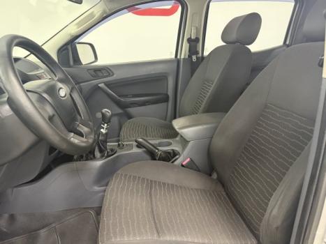 FORD Ranger 2.2 16V XL DIESEL CABINE DUPLA, Foto 5