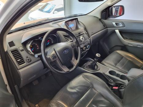 FORD Ranger 2.5 16V LIMITED PLUS CABINE DUPLA, Foto 5