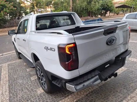 FORD Ranger 3.0 V6 4X4 LIMITED PLUS TURBO DIESEL CABINE DUPLA AUTOMTICO, Foto 4