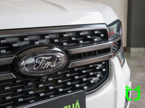 FORD Ranger 3.0 V6 4X4 LIMITED PLUS TURBO DIESEL CABINE DUPLA AUTOMTICO, Foto 9