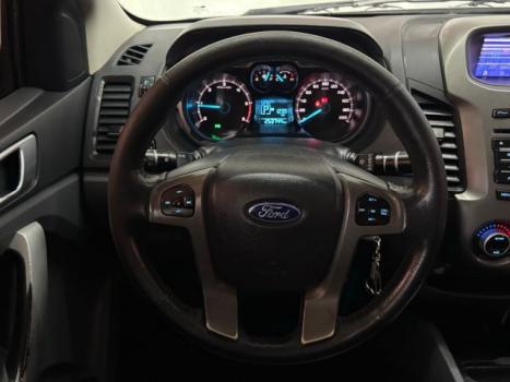 FORD Ranger 3.2 20V CABINE DUPLA 4X4 LIMITED TURBO DIESEL AUTOMTICO, Foto 8