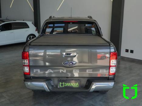 FORD Ranger 3.2 20V CABINE DUPLA 4X4 LIMITED TURBO DIESEL AUTOMTICO, Foto 5