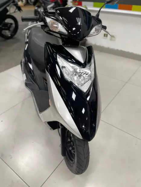 HAOJUE Lindy 125 , Foto 2