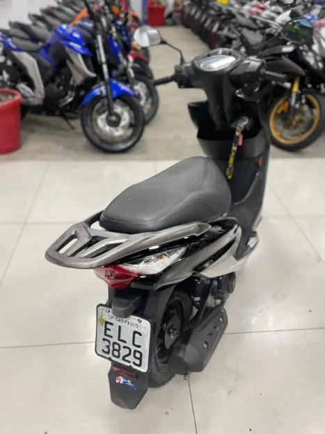 HAOJUE Lindy 125 , Foto 3