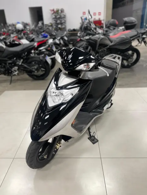 HAOJUE Lindy 125 , Foto 5