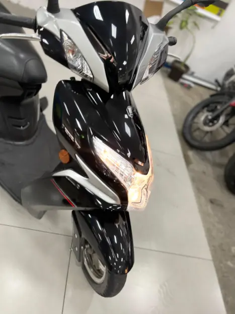 HAOJUE VR 150 , Foto 4
