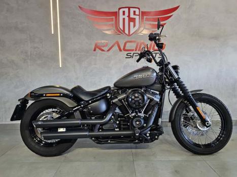 HARLEY DAVIDSON Dyna Street Bob 1600, Foto 1