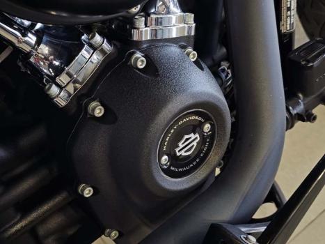 HARLEY DAVIDSON Dyna Street Bob 1600, Foto 4