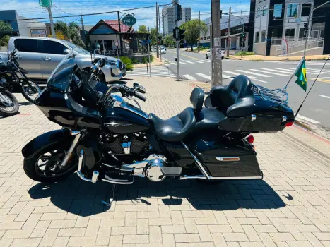 HARLEY DAVIDSON Road Glide Ultra 1800, Foto 9