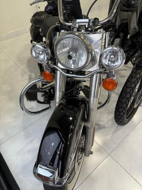 HARLEY DAVIDSON Softail Heritage Classic 1450, Foto 2