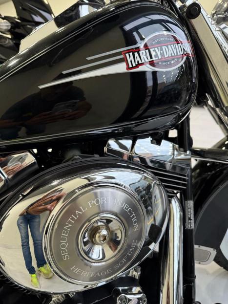 HARLEY DAVIDSON Softail Heritage Classic 1450, Foto 5
