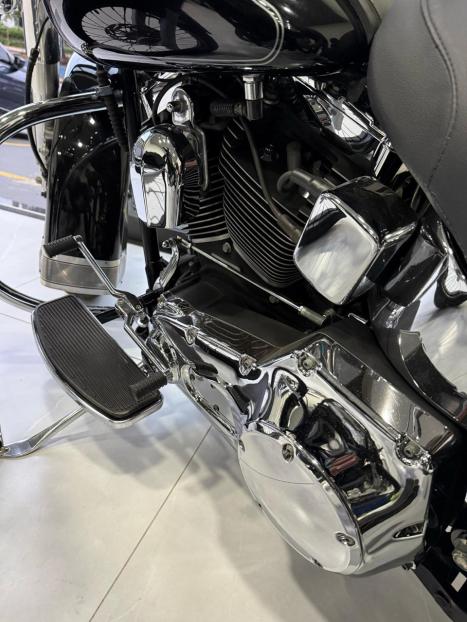 HARLEY DAVIDSON Softail Heritage Classic 1450, Foto 6