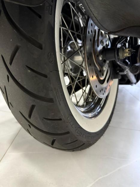 HARLEY DAVIDSON Softail Heritage Classic 1450, Foto 13