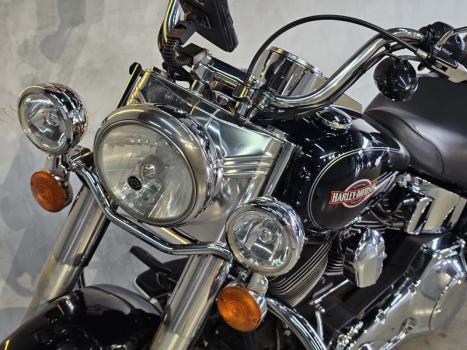 HARLEY DAVIDSON Softail Heritage Classic 1600, Foto 4