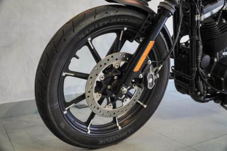 HARLEY DAVIDSON Sportster XL 883 IRON, Foto 3