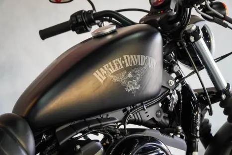 HARLEY DAVIDSON Sportster XL 883 IRON, Foto 8