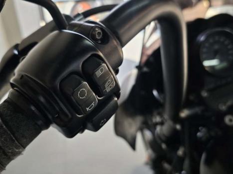 HARLEY DAVIDSON Sportster XL 883 IRON, Foto 11