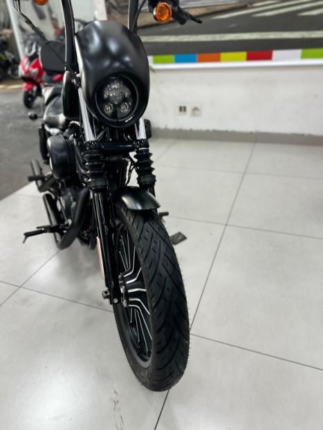 HARLEY DAVIDSON Sportster XL 883 IRON, Foto 4