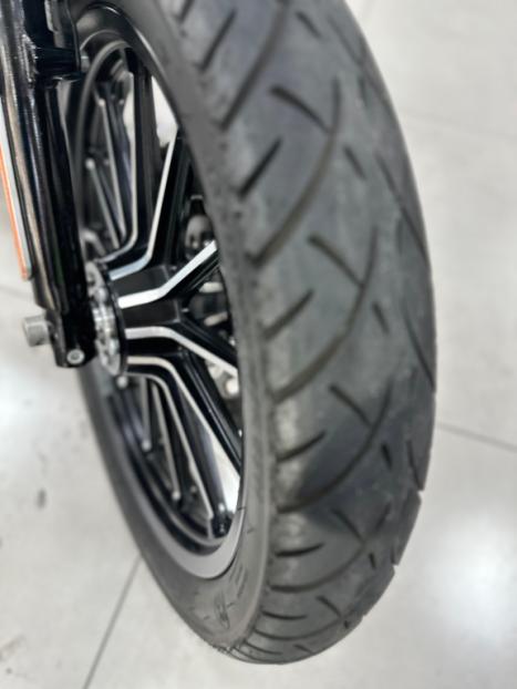 HARLEY DAVIDSON Sportster XL 883 IRON, Foto 2