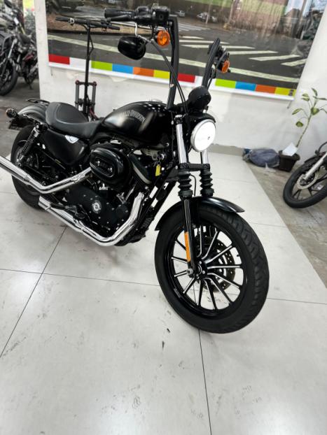 HARLEY DAVIDSON Sportster XL 883 IRON, Foto 3